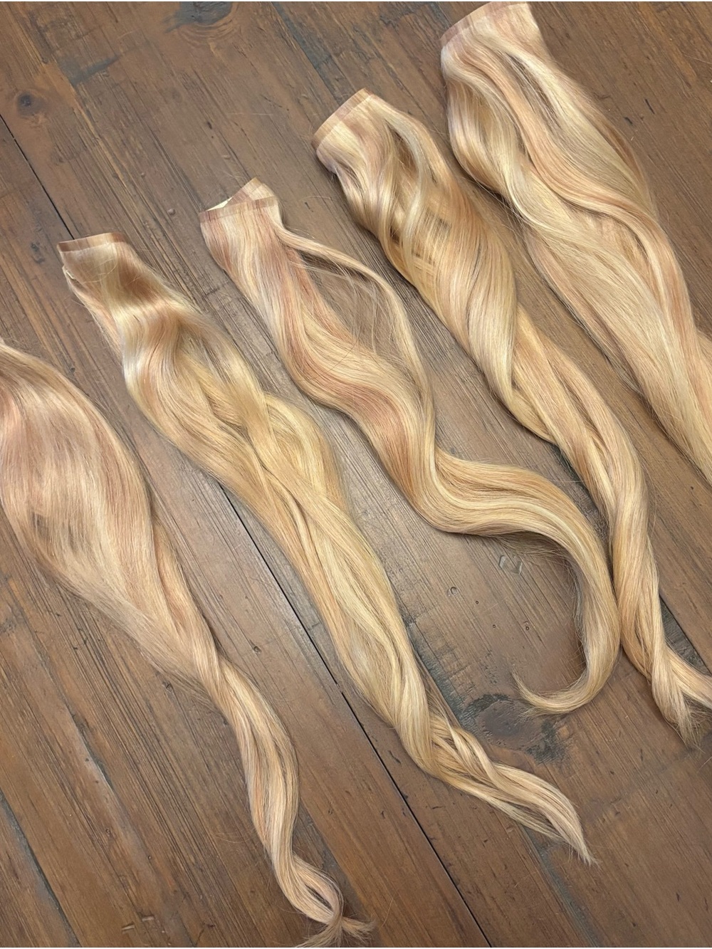 Bellami silk seam 140g butter blonde 16 inch extensions